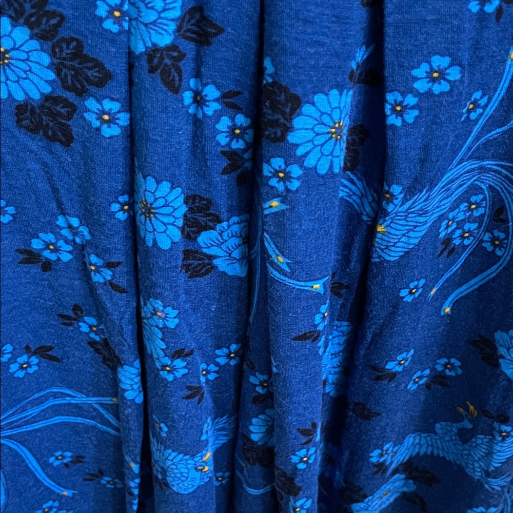 Kimchi Blue Soft Floral Dress in Great Condition - Picture 5 of 5